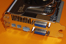 画像ギャラリー No.059のサムネイル画像 / リアル120Hz表示対応のBenQ製ディスプレイ「XL2420T」レビュー。プロゲーマー監修モデルの第2弾は,完成度がさらに高まった