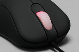 画像ギャラリー No.021のサムネイル画像 / ZOWIEの新型マウス「EC2 eVo」レビュー。“改良版EC2”の完成度は,どこまであの名機に近づいたか