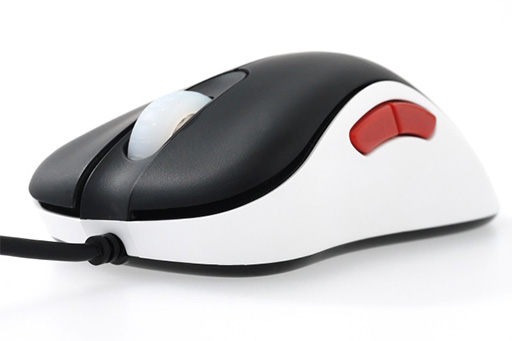 画像ギャラリー No.001のサムネイル画像 / ZOWIE,ゲーマー向けマウスの新製品「EC eVo CL」発表。QuakeシリーズのプロゲーマーCoollerとの共同開発で完成