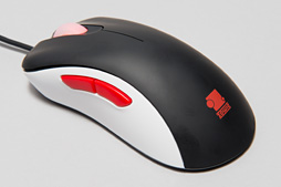 画像ギャラリー No.007のサムネイル画像 / ZOWIE「EC1 eVo CL」「EC2 eVo CL」レビュー。“ZOWIEのIE 3.0クローン”は第3世代で何が変わったか