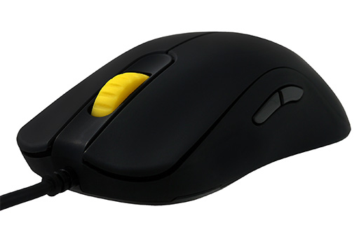 画像ギャラリー No.002のサムネイル画像 / ZOWIE GEARのゲーマー向けマウス「FK1」が国内発売決定。当面はパソコンショップ アークのみでの販売に