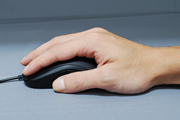 画像ギャラリー No.020のサムネイル画像 / 光学センサー搭載マウス「ZOWIE FK1」レビュー。その完成度は相当に高い