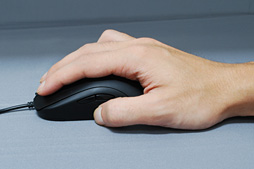 画像ギャラリー No.021のサムネイル画像 / 光学センサー搭載マウス「ZOWIE FK1」レビュー。その完成度は相当に高い