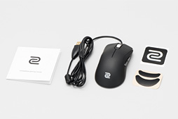 画像ギャラリー No.031のサムネイル画像 / 3サイズ展開のゲーマー向けマウス「ZOWIE ZA」レビュー。つかみ&かぶせ持ち派は一度試す価値あり