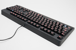 画像ギャラリー No.008のサムネイル画像 / BenQ ZOWIEの新作キーボード「CELERITAS II」レビュー。研ぎ澄まされたリニアなスイッチは文句なしに素晴らしい