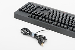 画像ギャラリー No.030のサムネイル画像 / BenQ ZOWIEの新作キーボード「CELERITAS II」レビュー。研ぎ澄まされたリニアなスイッチは文句なしに素晴らしい