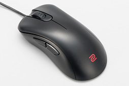 画像ギャラリー No.005のサムネイル画像 / BenQ ZOWIE「EC1-B」「EC2-B」レビュー。PMW3360センサー搭載の「EC-Aとは異なる使い勝手を選択するマウス」は買いか