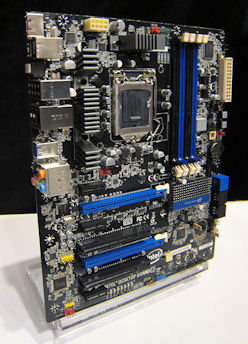 画像ギャラリー No.006のサムネイル画像 / Sandy Bridgeの製品投入を着々と進めるIntel。3つのジャンルに向けて堅実な製品ラインナップを用意
