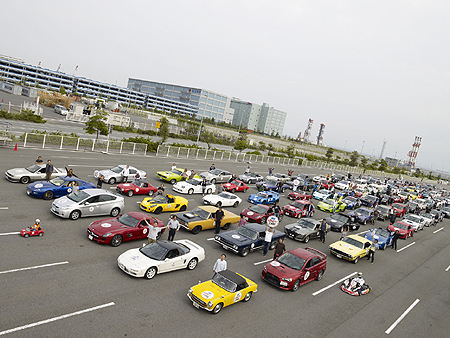 画像ギャラリー No.008のサムネイル画像 / 約120台の一般参加“車”が競演。SCEJ,「グランツーリスモ5」に先駆けたテレビCMを本日より全国で順次放映