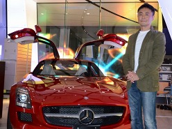 画像ギャラリー No.011のサムネイル画像 / GT5日本最速ドライバーは誰? 優勝者特典はプロドライバーによるレッスンというM・ベンツコラボイベントをレポート