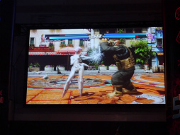 画像ギャラリー No.036のサムネイル画像 / 東西のトッププレイヤーが5ジャンルのゲームで激突する頂上決戦「Red Bull 5G 2013 FINALS」が開催。今年の覇者は?