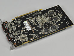 画像ギャラリー No.006のサムネイル画像 / XFXから登場した1スロット仕様のHD 5770カードを試す。その冷却能力と静かさは要注目だ