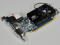 画像ギャラリー No.002のサムネイル画像 / 「ATI Radeon HD 5550」レビュー。HD 5570の下位モデルは，1万円以下のGPU市場に新たな価値をもたらすか