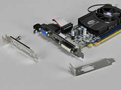 画像ギャラリー No.009のサムネイル画像 / 「ATI Radeon HD 5550」レビュー。HD 5570の下位モデルは，1万円以下のGPU市場に新たな価値をもたらすか