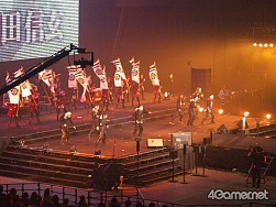画像ギャラリー No.004のサムネイル画像 / まさにカオスの「戦国武将祭」。声優が語り,プロレスラーが闘い,GACKTが熱唱し,炎の中から信長が復活して天下が統一された