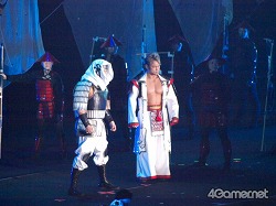 画像ギャラリー No.013のサムネイル画像 / まさにカオスの「戦国武将祭」。声優が語り,プロレスラーが闘い,GACKTが熱唱し,炎の中から信長が復活して天下が統一された