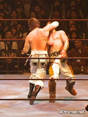 画像ギャラリー No.092のサムネイル画像 / まさにカオスの「戦国武将祭」。声優が語り,プロレスラーが闘い,GACKTが熱唱し,炎の中から信長が復活して天下が統一された