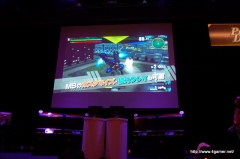 画像ギャラリー No.011のサムネイル画像 / アムロと刹那が生で共演! 「機動戦士ガンダム ガンダムVS.ガンダムNEXT Premium Dogfight‘09」のレポートを掲載
