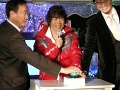 「アムロ，ガンダムツリー，つけまーす！」古谷 徹氏も駆けつけた“ガンダムツリー”点灯式