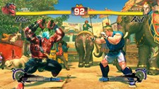画像ギャラリー No.014のサムネイル画像 / つるっつる感がなんとも言えない。「スーパーストリートファイターIV」,最後のオリジナルキャラクター“ハカン”の仰天の技の数々を今すぐチェック