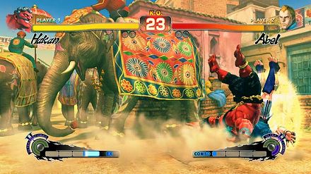 画像ギャラリー No.028のサムネイル画像 / 日本各地で開かれる「スーパーストリートファイターIV」の店頭体験会に急げ。そこで“油まみれの親父”と“キツめなテコンドー美女”の技を体験するんだ
