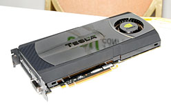 画像ギャラリー No.003のサムネイル画像 / NVIDIA,「Fermi」の実機を公開。FermiアーキテクチャベースのDX11 GPUをトップ・トゥ・ボトムで展開へ