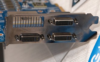 画像ギャラリー No.005のサムネイル画像 / ［COMPUTEX］Galaxy，GeForce最速となるデュアルGTX 470カードとGTX 470＋GT 240混合カードを公開