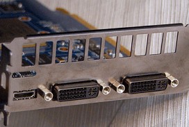 画像ギャラリー No.007のサムネイル画像 / ［COMPUTEX］Galaxy，GeForce最速となるデュアルGTX 470カードとGTX 470＋GT 240混合カードを公開