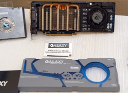 画像ギャラリー No.010のサムネイル画像 / ［COMPUTEX］Galaxy，GeForce最速となるデュアルGTX 470カードとGTX 470＋GT 240混合カードを公開