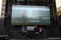 画像ギャラリー No.011のサムネイル画像 / ポール・W・S・アンダーソン監督とミラ・ジョヴォヴィッチさんはアツアツ!?　初公開の映像も飛び出した映画「バイオハザードIV アフターライフ」トークセッション