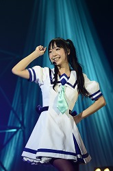画像ギャラリー No.022のサムネイル画像 / ミルキィホームズが原作の舞台「横浜」に。アニメと同じコスチュームに着飾ったメンバーによるライブをレポート 