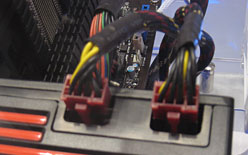 画像ギャラリー No.014のサムネイル画像 / ［CeBIT］MSIとASRockがBulldozer対応の「黒いSocket AM3」搭載マザーを予告。Z68マザーやHD 6990も公開に