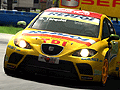 FIA公認のレースゲーム，「RACE ON: WTCC'08 & US MUSCLE 日本語マニュアル付 英語版」が，11月27日にズーから発売