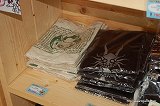 画像ギャラリー No.038のサムネイル画像 / カプコンファンはいざ鎌倉！　限定グッズも販売されている腰越海水浴場の「CAPCOM SEASIDE HOUSE」に行ってきた