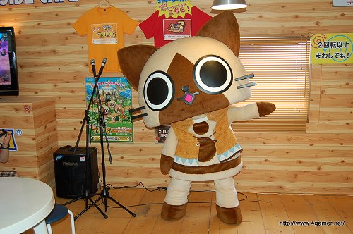 画像ギャラリー No.039のサムネイル画像 / カプコンファンはいざ鎌倉! 限定グッズも販売されている腰越海水浴場の「CAPCOM SEASIDE HOUSE」に行ってきた