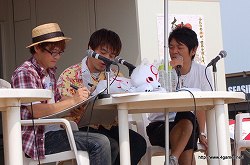 画像ギャラリー No.006のサムネイル画像 / 「ぽかぽかアイルー村」にはゲッターズ飯田さん監修の本格占いも入る!?　「CAPCOM SEASIDE HOUSE presents モンハンラジオ2nd in 腰越」観覧レポート