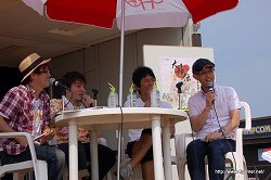 画像ギャラリー No.014のサムネイル画像 / 「ぽかぽかアイルー村」にはゲッターズ飯田さん監修の本格占いも入る!?　「CAPCOM SEASIDE HOUSE presents モンハンラジオ2nd in 腰越」観覧レポート