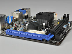 画像ギャラリー No.011のサムネイル画像 / Fusion APU「E-350」ファーストインプレッション。位置づけからすると3D性能は確かに高い