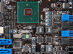 画像ギャラリー No.011のサムネイル画像 / MSI「Big Bang-Trinergy」発売直前検証（前）〜トピック満載のゲーマー向けマザーボード