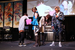 画像ギャラリー No.020のサムネイル画像 / 「LuviniaSaga」は2012年1月12日にオープンサービス開始。豪華声優陣によるラジオドラマの配信予定も発表された「『LuviniaSaga』ビッグプロジェクト発表会」レポート