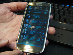 画像ギャラリー No.011のサムネイル画像 / ［COMPUTEX］ROCCAT，「選んだキーだけを点灯させられるキーボード」を披露。「スマホをゲーマー向けサブ画面にするアプリ」も