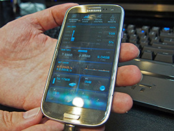 画像ギャラリー No.013のサムネイル画像 / ［COMPUTEX］ROCCAT，「選んだキーだけを点灯させられるキーボード」を披露。「スマホをゲーマー向けサブ画面にするアプリ」も