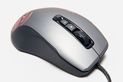 画像ギャラリー No.036のサムネイル画像 / ROCCAT「Kone Pure Optical」レビュー。光学センサー搭載の小型モデルは,小さいマウスを探している人の選択肢となるか