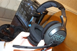 画像ギャラリー No.007のサムネイル画像 / ［CES 2014］ROCCATの新作キーボードは「魔法のクールダウンタイム」をLEDバックライトで確認できる