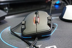 画像ギャラリー No.015のサムネイル画像 / ［COMPUTEX］ROCCATの新世代フラグシップマウス「Tyon」はアナログコントローラ付き