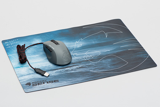画像ギャラリー No.009のサムネイル画像 / 光学センサー搭載のROCCAT製マウス「Kone Pure Military」レビュー。カラバリの皮を被った最新世代モデルを徹底チェックする