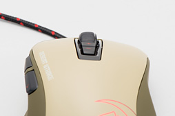 画像ギャラリー No.016のサムネイル画像 / 光学センサー搭載のROCCAT製マウス「Kone Pure Military」レビュー。カラバリの皮を被った最新世代モデルを徹底チェックする