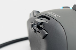 画像ギャラリー No.006のサムネイル画像 / 「アナログコントローラ付き」のROCCAT製マウス「Tyon」レビュー。これは相当に尖った製品だ