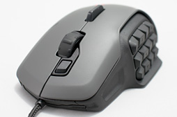 画像ギャラリー No.002のサムネイル画像 / 「ROCCAT Nyth」レビュー。左サイドの最大12ボタンを自由にカスタマイズできるマウスは,ズバリ買いなのか