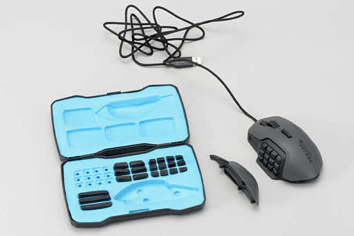 画像ギャラリー No.006のサムネイル画像 / 「ROCCAT Nyth」レビュー。左サイドの最大12ボタンを自由にカスタマイズできるマウスは,ズバリ買いなのか